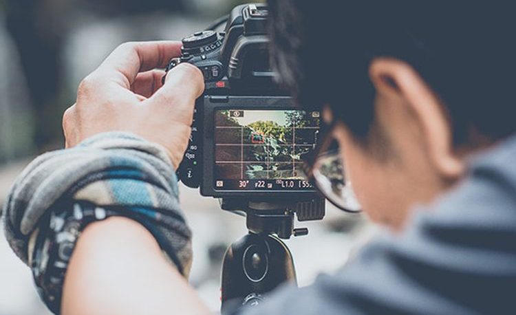 TRAINING MENGUASAI TEKNIK FOTOGRAFI DENGAN SMARTPHONE