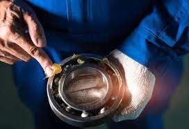 TRAINING LUBRICATION AND BEARING TECHNOLOGY