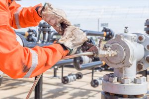 TRAINING OPERATOR FITTING
