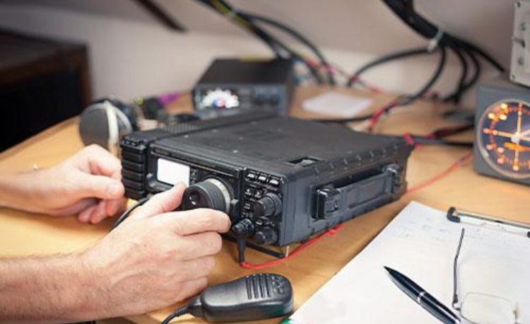 TRAINING RADIO VHF COMMUNICATION